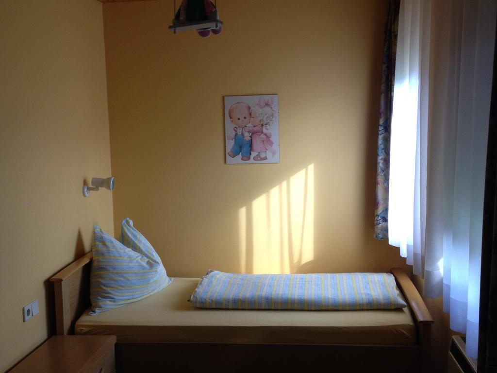 Pension Seerose Drobollach am Faakersee Kamer foto