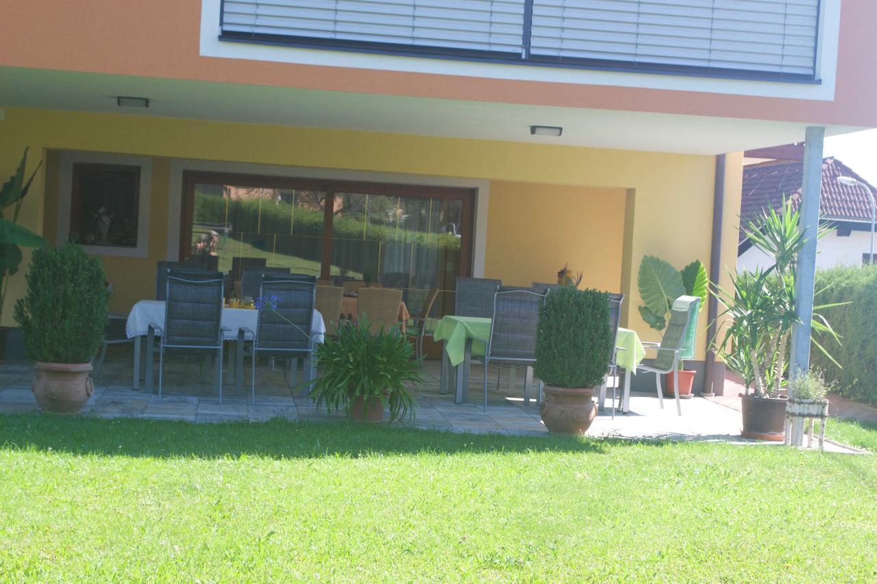 Pension Seerose Drobollach am Faakersee Buitenkant foto